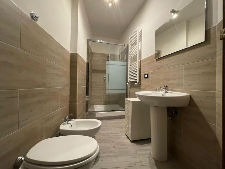 Spacious And Bright Рим Екстериор снимка